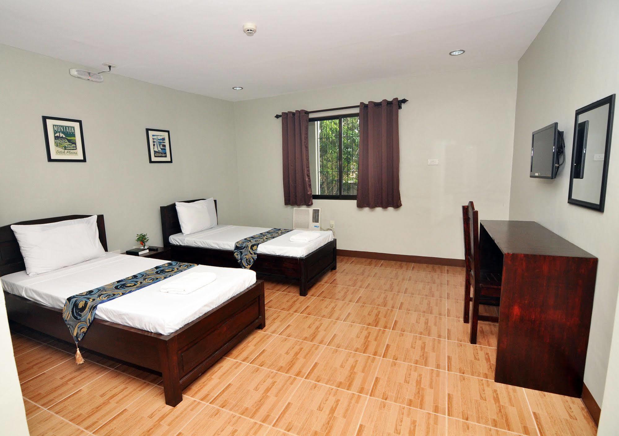 Harbour Gardens Tourist Inn Tagbilaran Extérieur photo